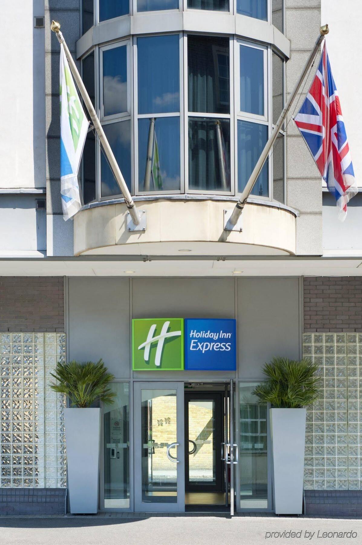 Holiday Inn Express London City, An Ihg Hotel Exterior foto